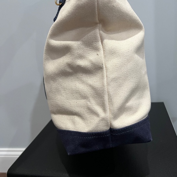 Tommy Hilfiger Canvas Tote Bag - Picture 4 of 8